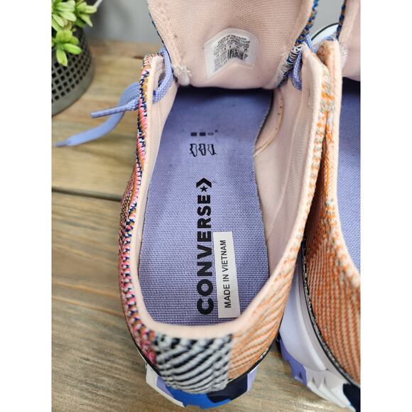 Athletic_Shoes